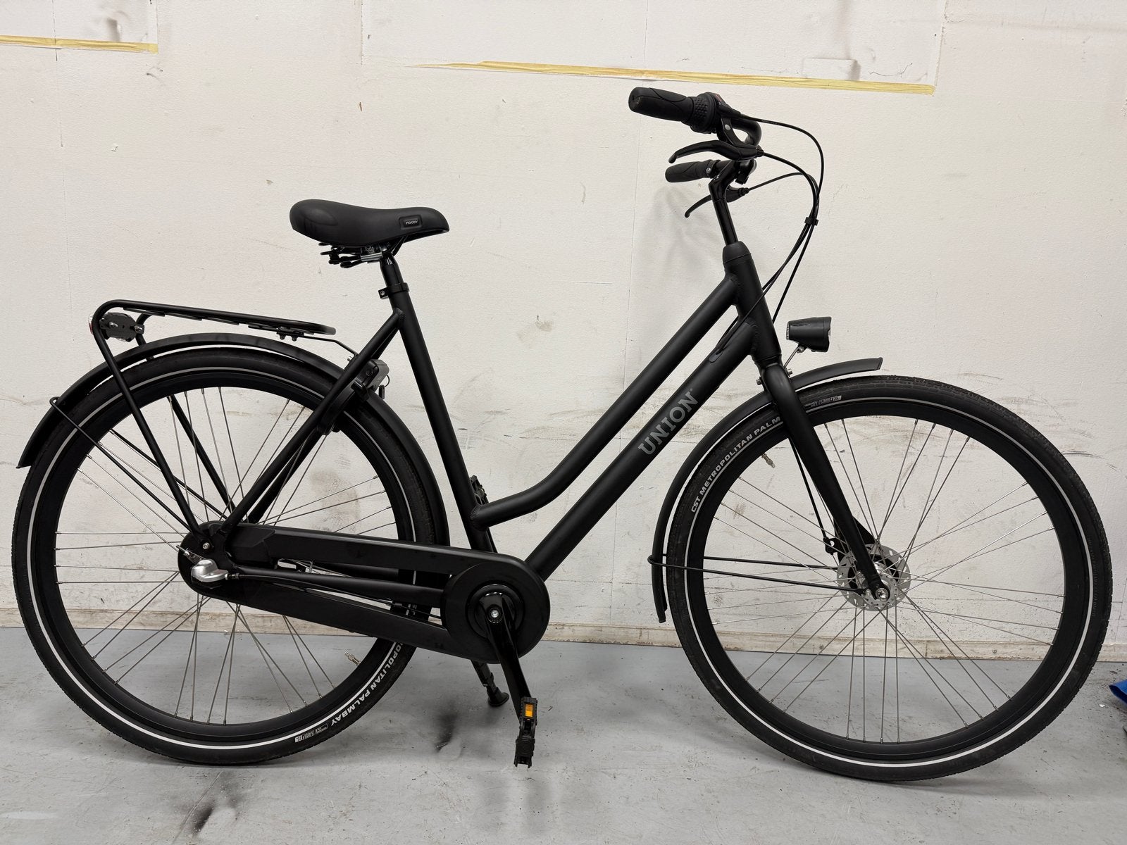 Nette Union damesfiets 28 inch Nieuwe staat, Fietsen en Brommers, 26 inch of meer, Ophalen of Verzenden, Zo goed als nieuw, Handrem