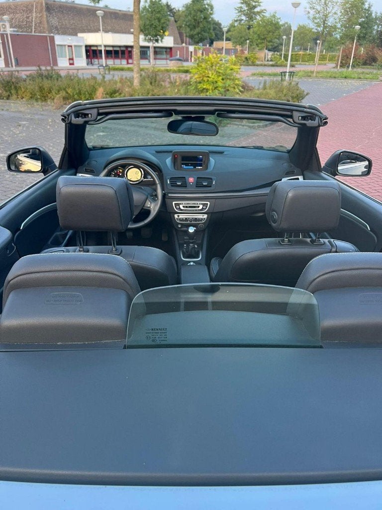 Renault Mégane 1.4 TCE CC 2011 Grijs, Auto's, Voorwielaandrijving, Euro 5, 750 kg, 4 cilinders