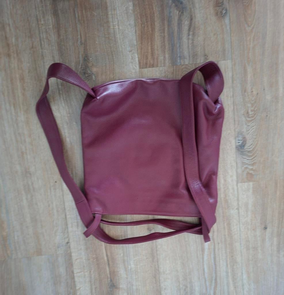 Auberginekleurige rugtas, Sieraden, Tassen en Uiterlijk, Tassen | Damestassen, Ophalen, Overige typen