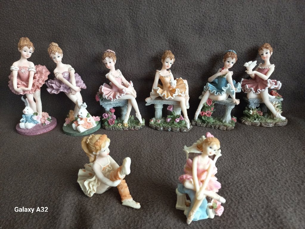 Set van 8 ballerina meisjes, beeldjes ca 12 cm hoog, Verzamelen, Ophalen of Verzenden, Zo goed als nieuw, Mens
