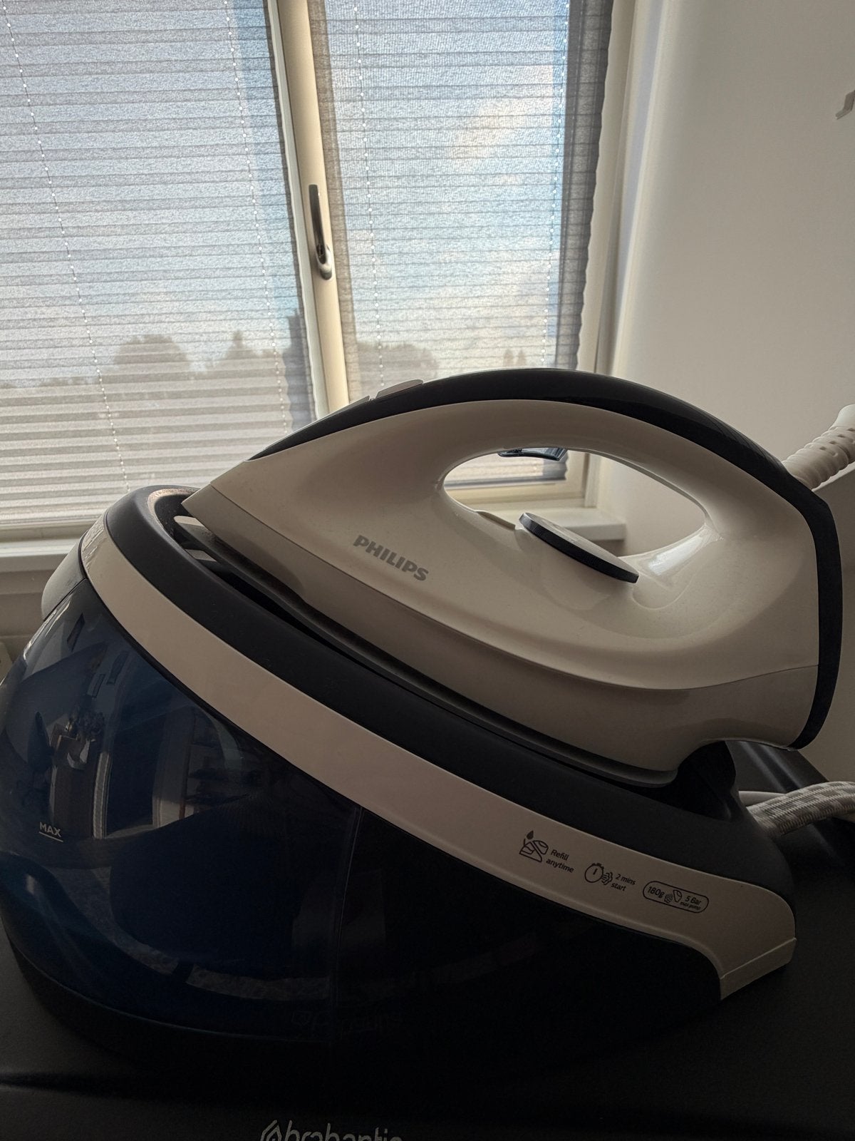 Philips Stoomstrijkijzer met stoomgenerator, Ophalen, Gebruikt, Strijkijzer met snoer