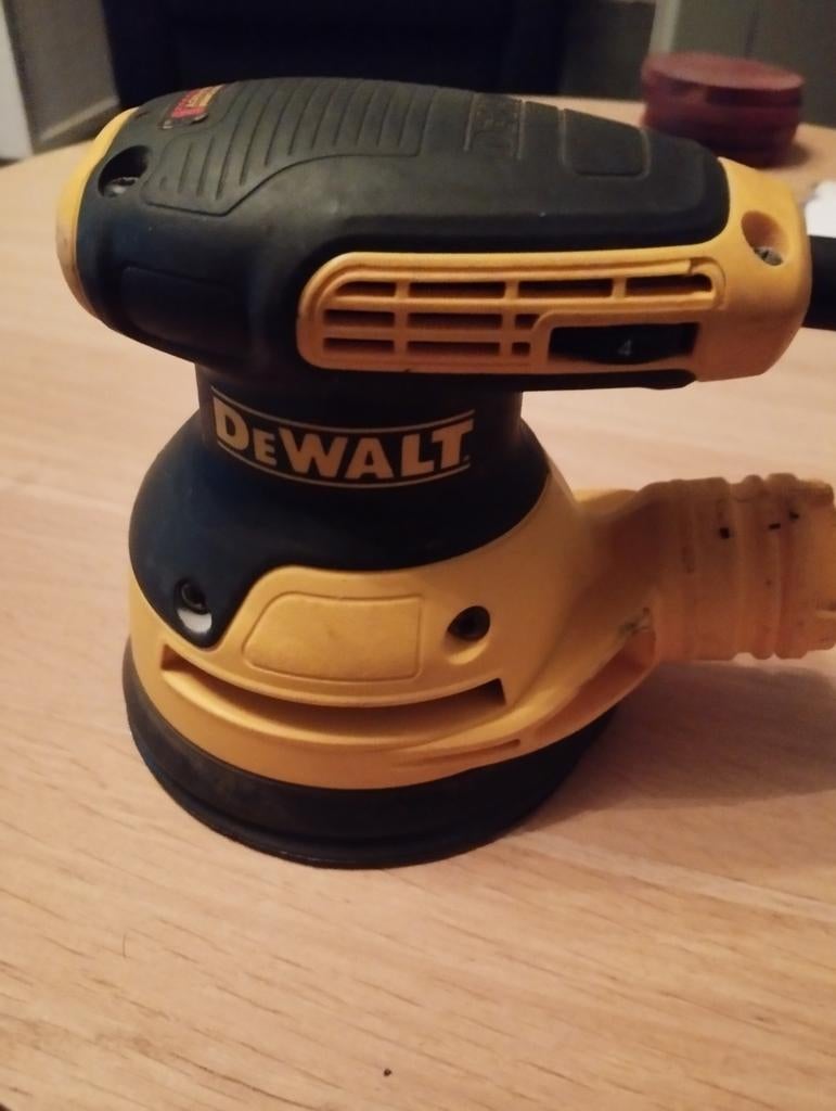 Dewalt dwe6423 met een nieuwe pad en een 4 meter lang snoer., Ophalen of Verzenden, 1200 watt of meer, Overige typen