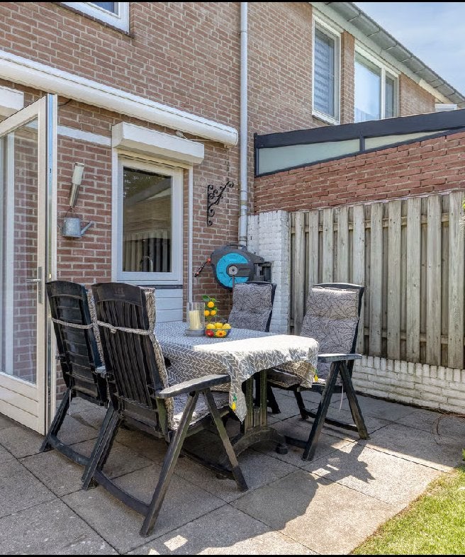 Complete Tuinset inclusief kussens, Ophalen, 4 zitplaatsen, Kunststof, Gebruikt