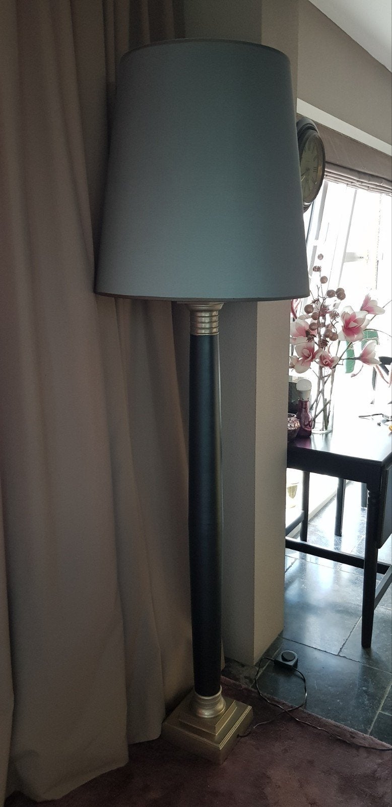 Zware vloerlamp. Grijs/zwart/zilver., Ophalen, Zo goed als nieuw, Metaal, 150 tot 200 cm