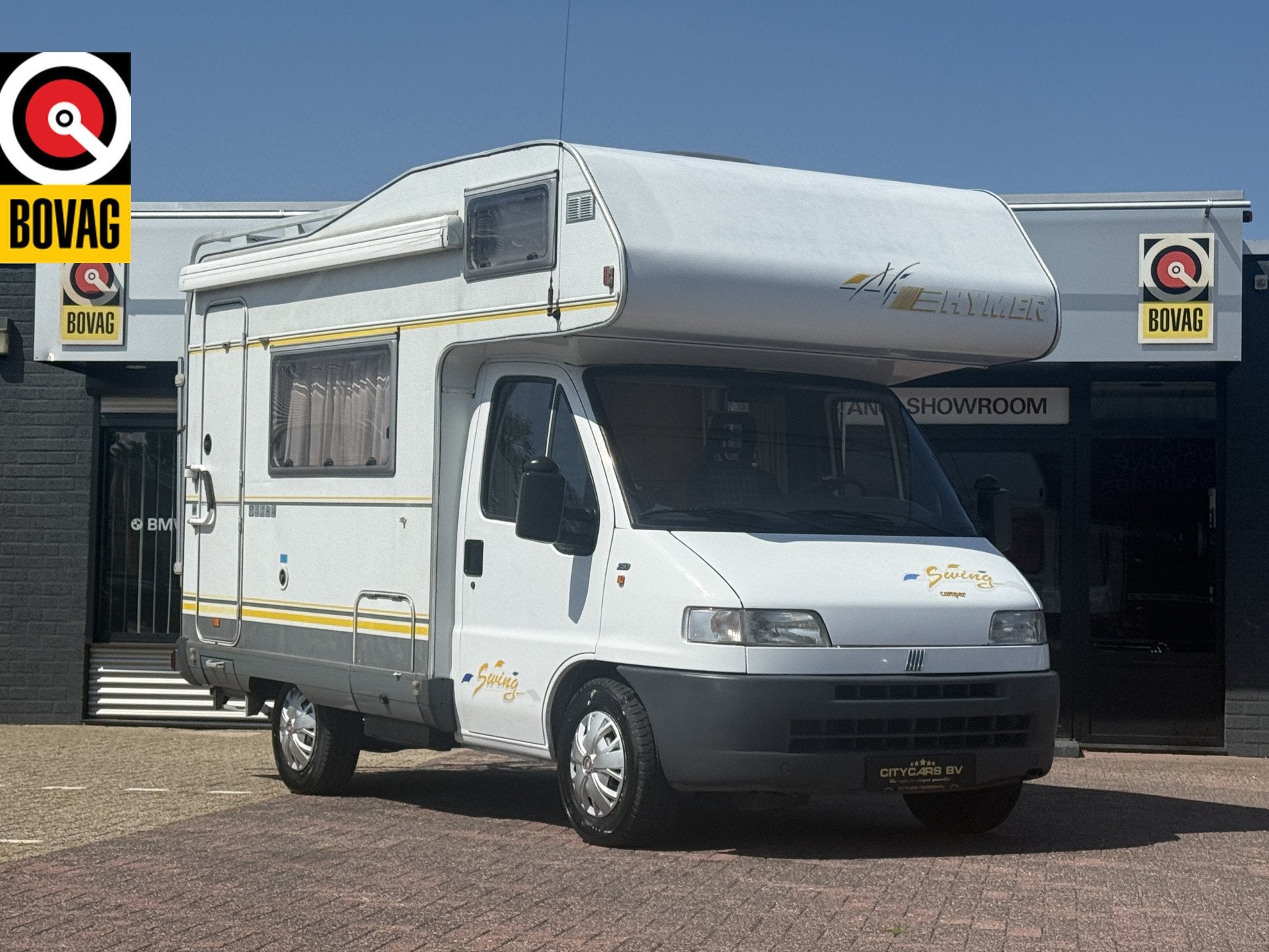 Hymer swing 2.5 in zeer nette staat bovenbed slaapbank luife, Alkoof, Luifel, Douche, Bedrijf