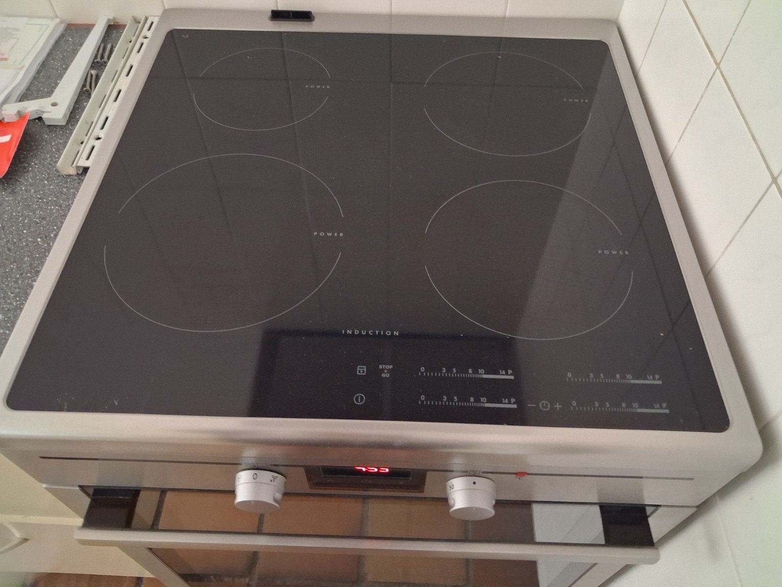 Inductiekookplaat met oven - AEG - Zo goed als nieuw, Zo goed als nieuw, Inductie, Vrijstaand, 4 kookzones