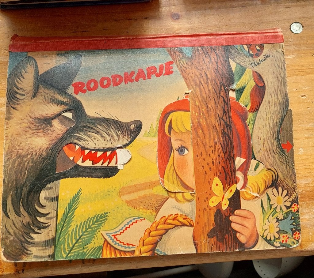 Antiek uitklap/schuif boek roodkapje (wd30), Boeken, Sprookjes en Fabels, Gelezen, Ophalen of Verzenden