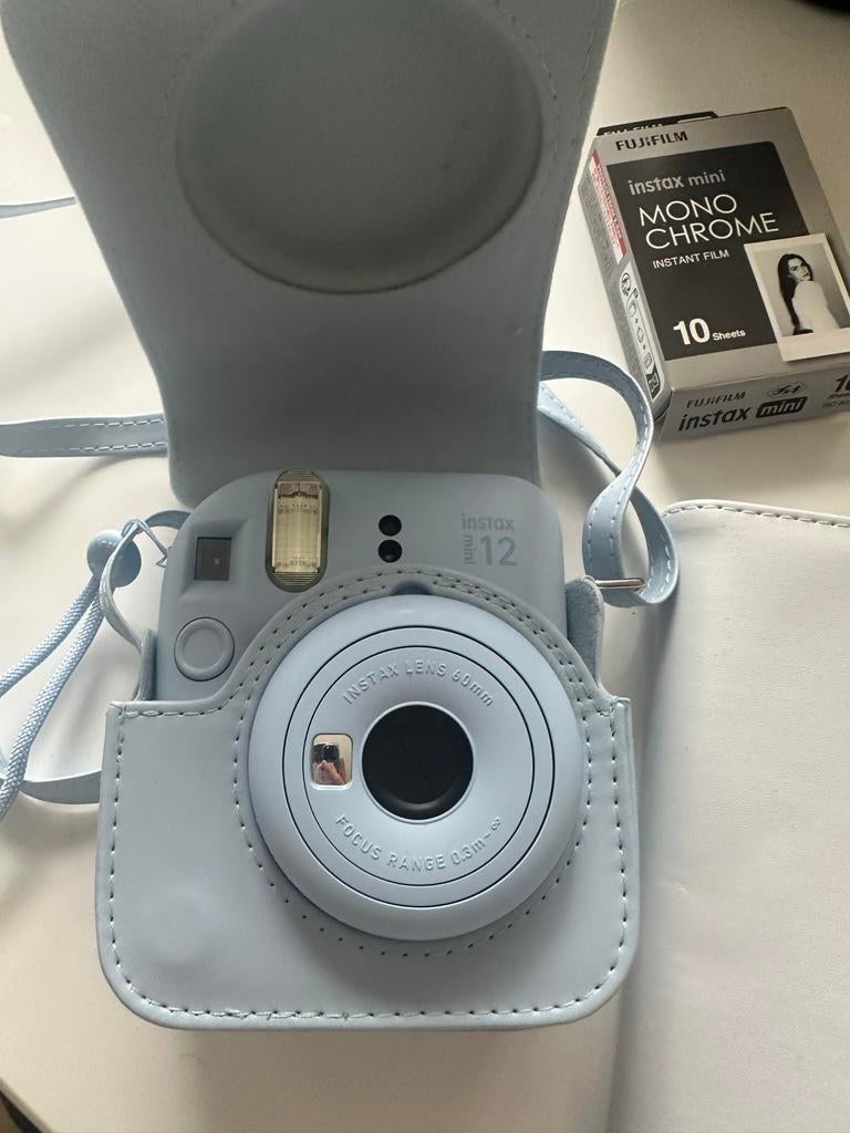 Fujifilm Instax Mini 12 Camera met hoes en film, Ophalen of Verzenden, Zo goed als nieuw, Polaroid, Fuji