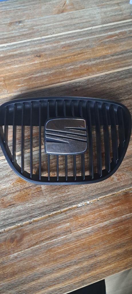 Seat Ibiza 6l grill origineel, Ophalen, Voor, Seat, Bumper