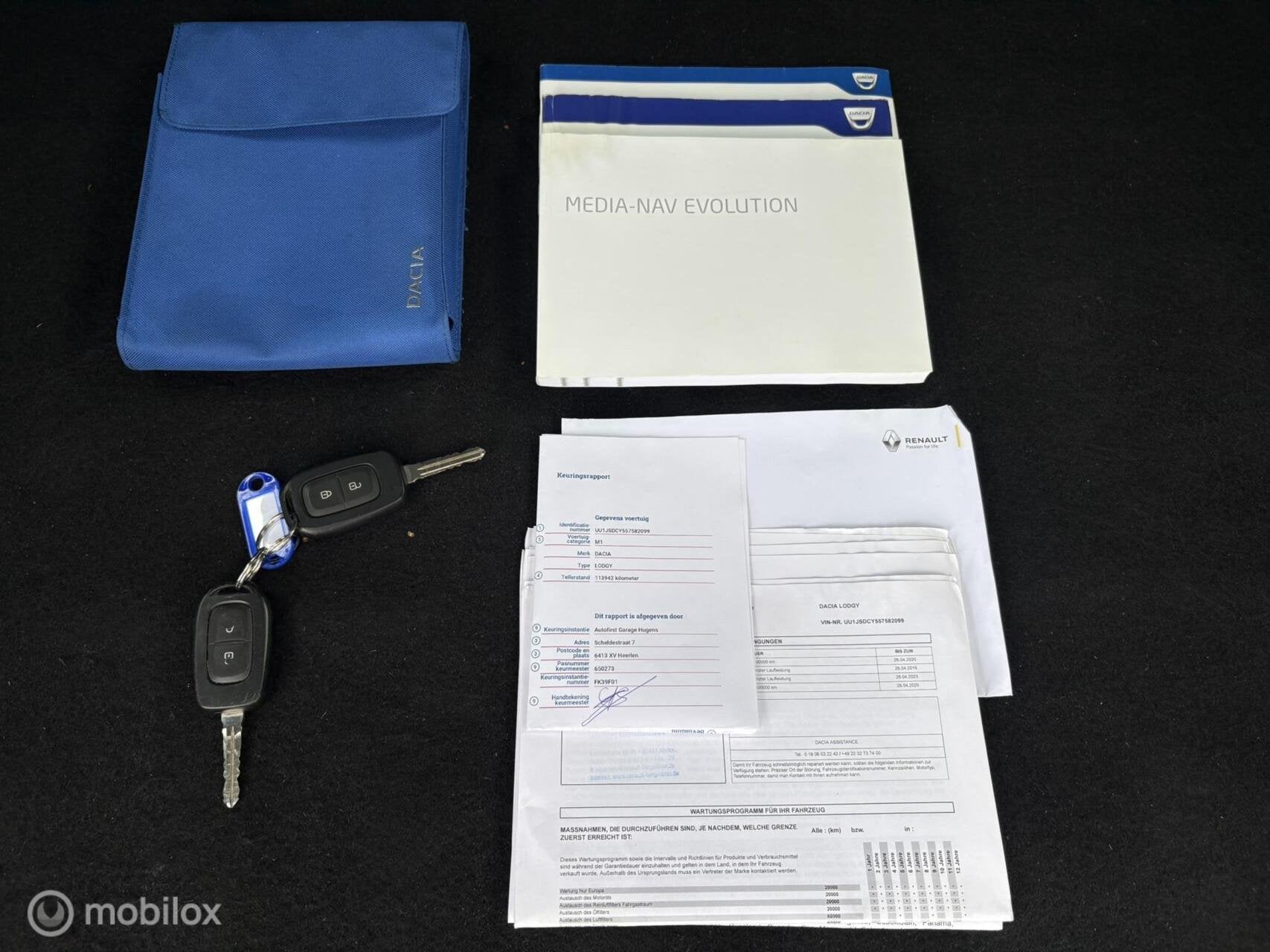 Dacia Lodgy 1.2 TCe *CRUISE*NAVI*P-SENSOREN*ISOFIX, Auto's, Voorwielaandrijving, Euro 6, Wit, Handgeschakeld