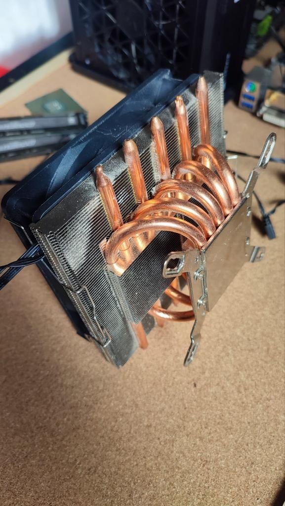 Low-profile CPU Luchtkoeler met JEYI RGB ventilator, Computers en Software, Computerkoelers, Gebruikt, Luchtkoeling, Ophalen of Verzenden