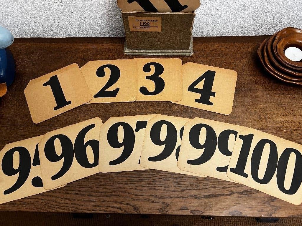 Antieke box met cijferkaarten., Antiek en Kunst, Ophalen of Verzenden