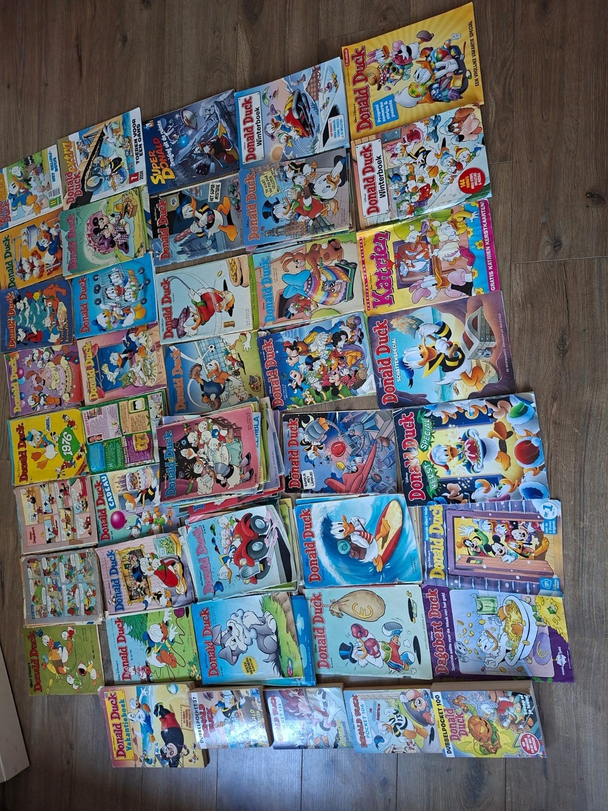 Grote collectie Donald Duck weekbladen en specials, Boeken, Stripboeken, Meerdere stripboeken, Ophalen, Gelezen