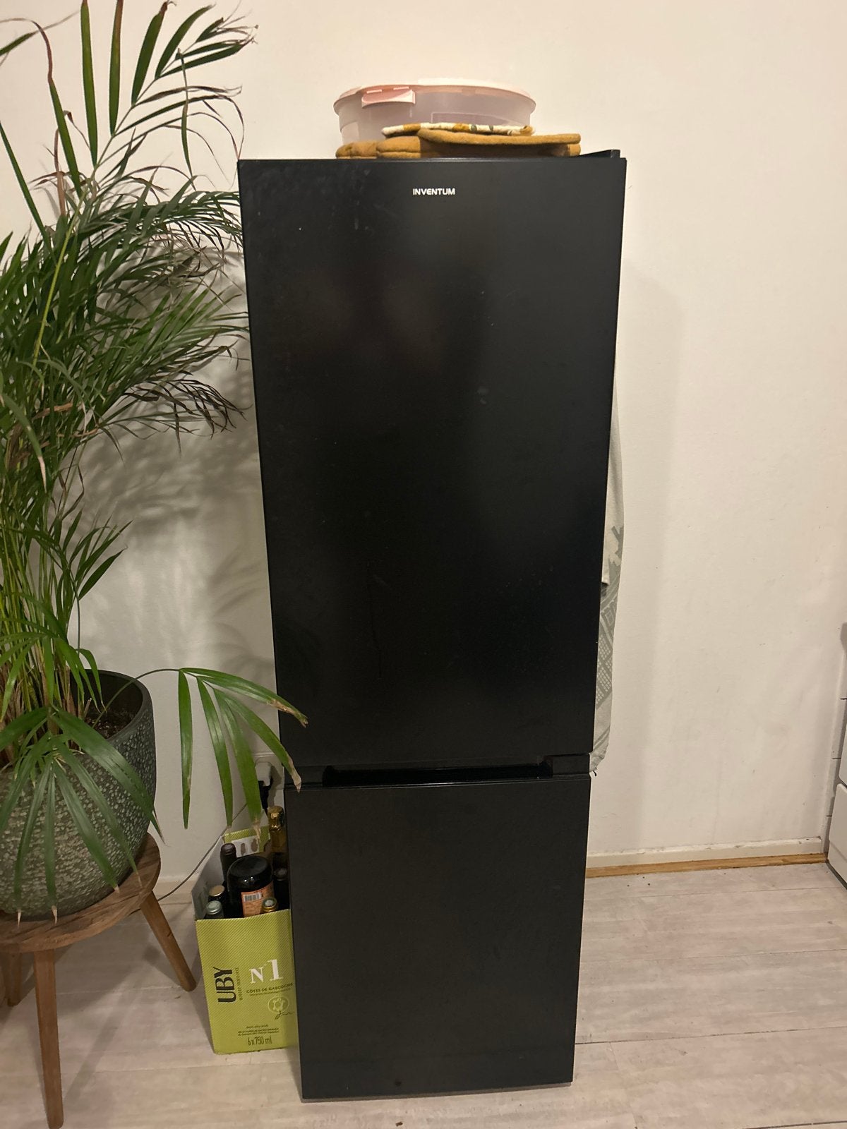 Inventum KV1501B Koelkast -vriescombinatie, Ophalen, 150 tot 200 liter, Met aparte vriezer, Nieuw