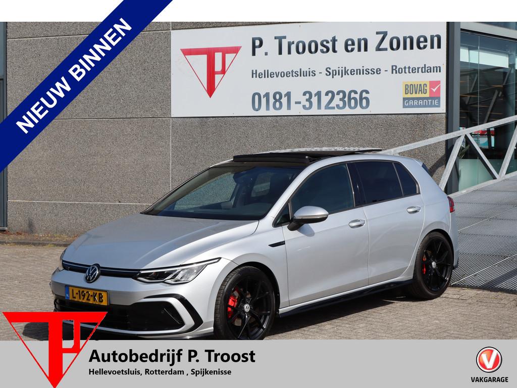 Volkswagen Golf 1.5 eTSI R-Line Panoramadak/Stuur+Stoelverwa, 12 maanden, Stof, 4 cilinders, Bedrijf