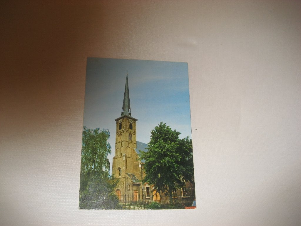 1 gelopen fotokaart jaren 70/80. Oud Beyerland Ned Herv kerk, Verzamelen, Ansichtkaarten | Nederland, Ophalen of Verzenden, 1960 tot 1980