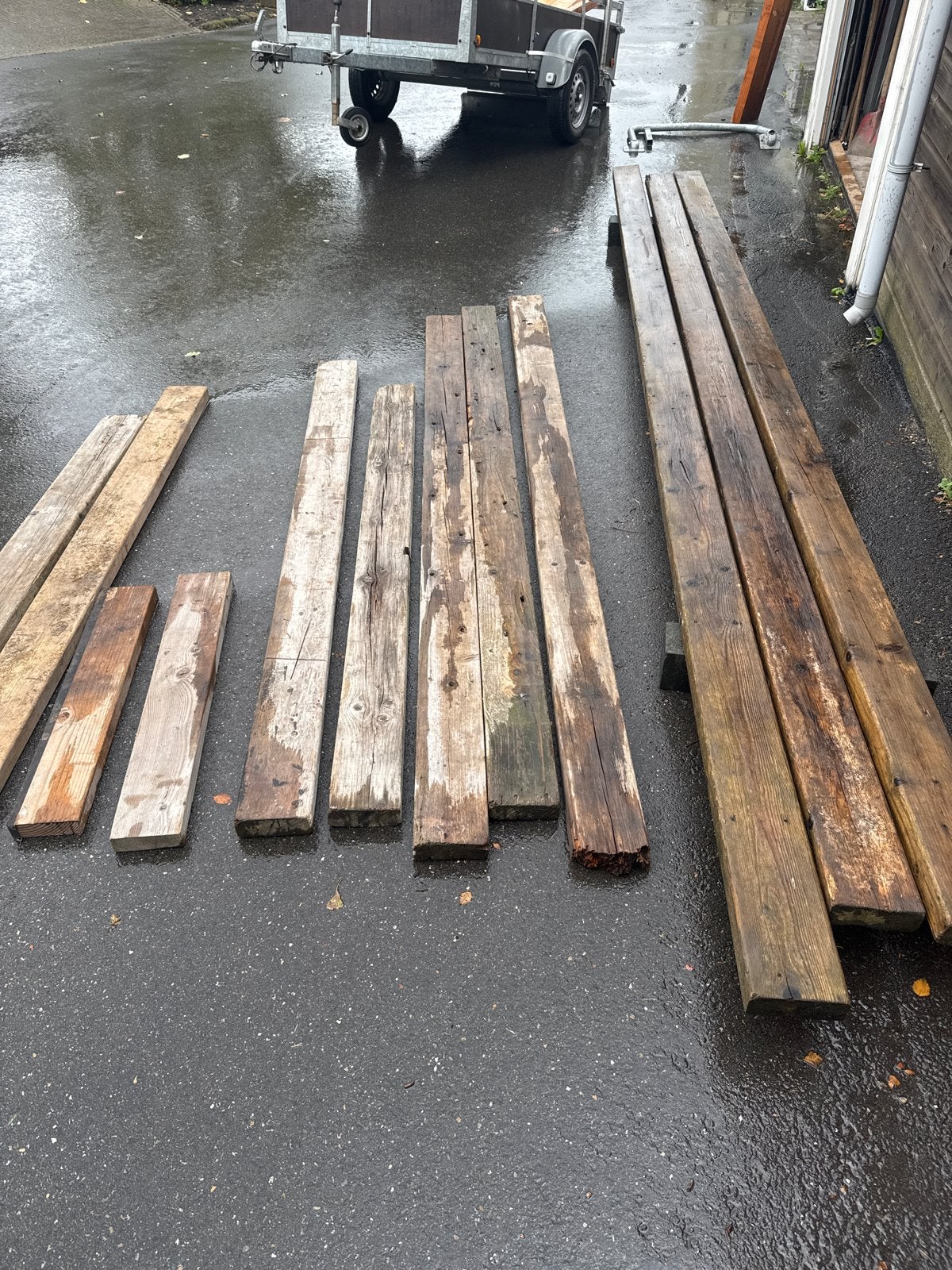 Diverse partij gebruikte baddingen en planken balken, Doe-het-zelf en Verbouw, Ophalen, Gebruikt, 300 cm of meer, Balk
