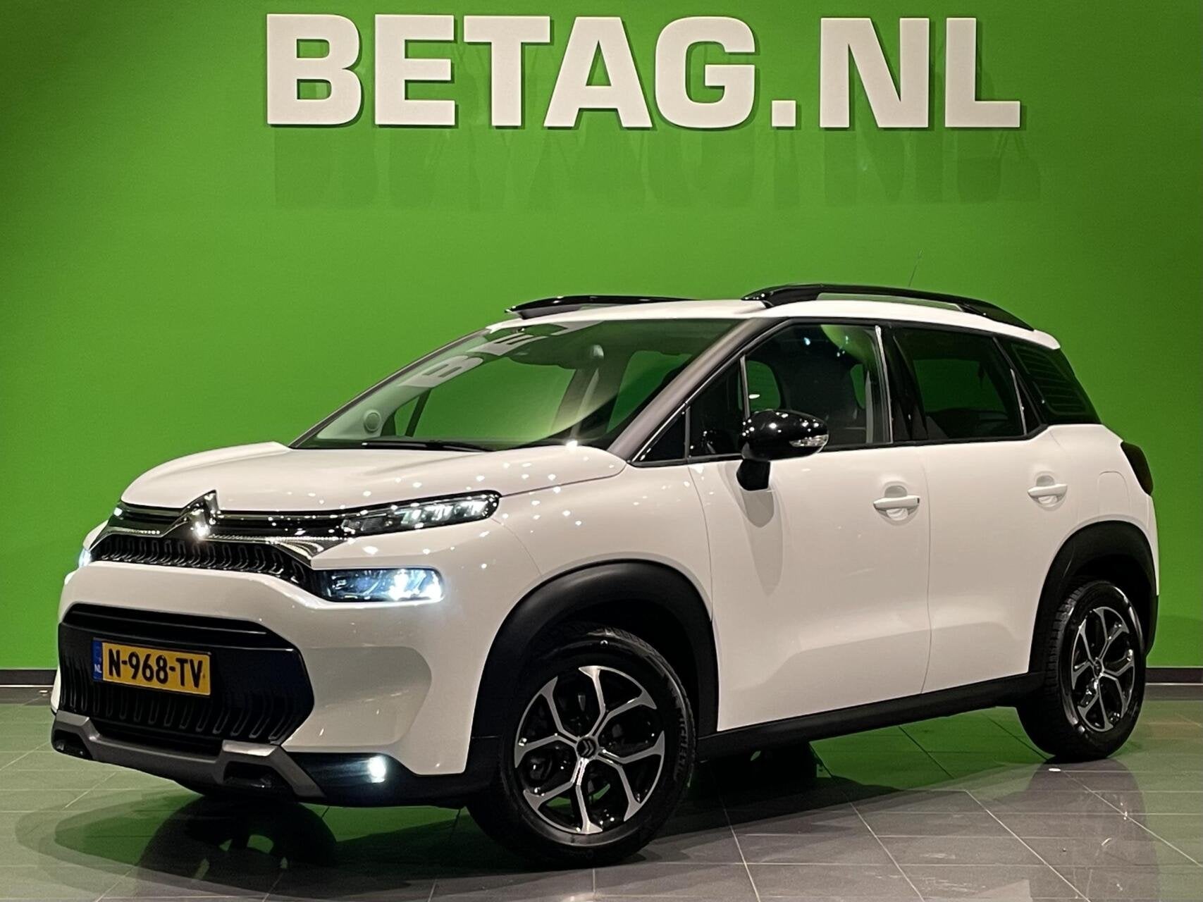Citroen C3 Aircross 1.2 Shine | Stoelverwarming | Leder | Ca, Auto's, Voorwielaandrijving, Gebruikt, Euro 6, 1199 cc