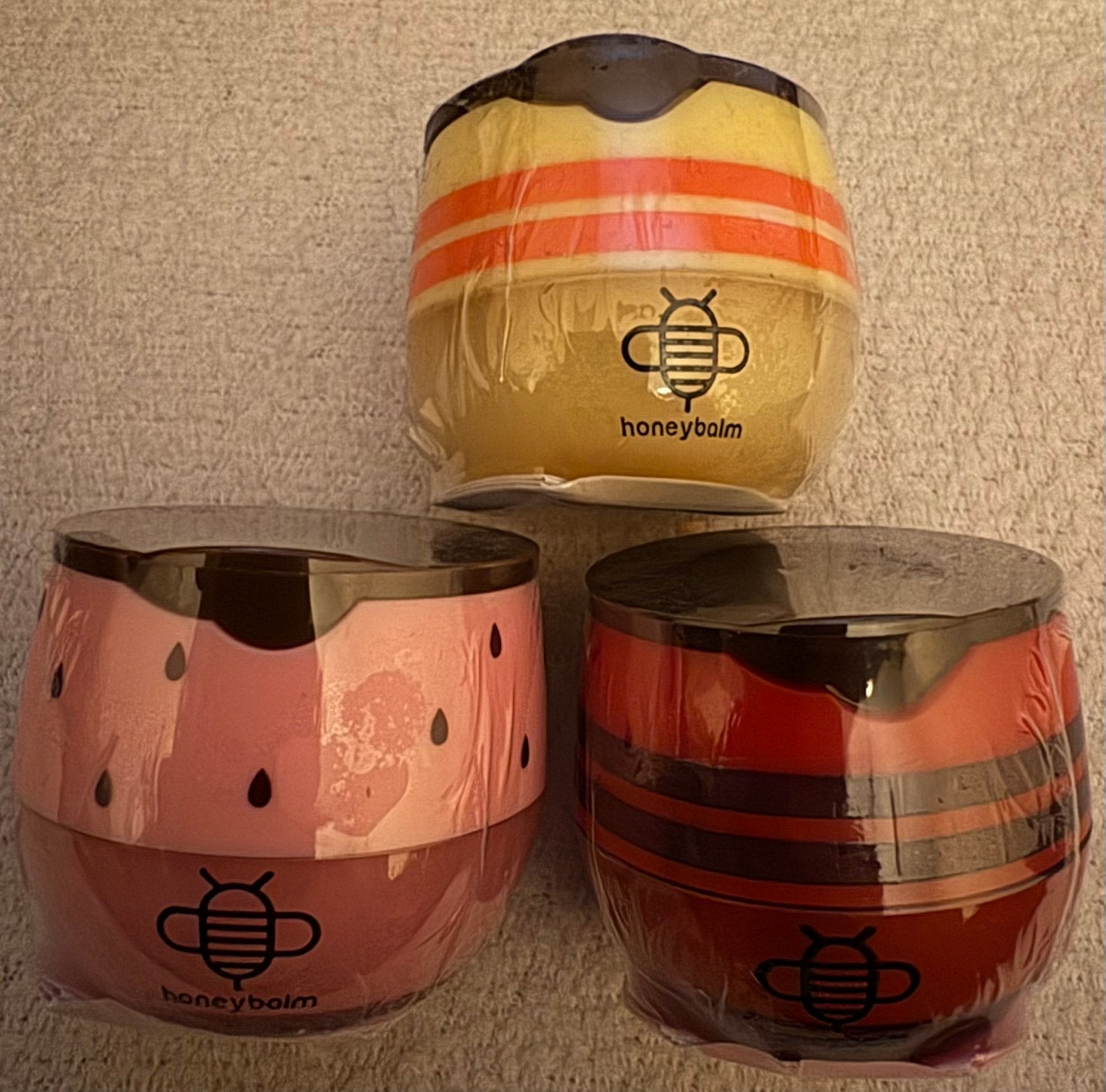 Nieuw - 3 potjes lipoenbalm van Honeybalm, Sieraden, Tassen en Uiterlijk, Ophalen of Verzenden, Nieuw, Lipbalsem