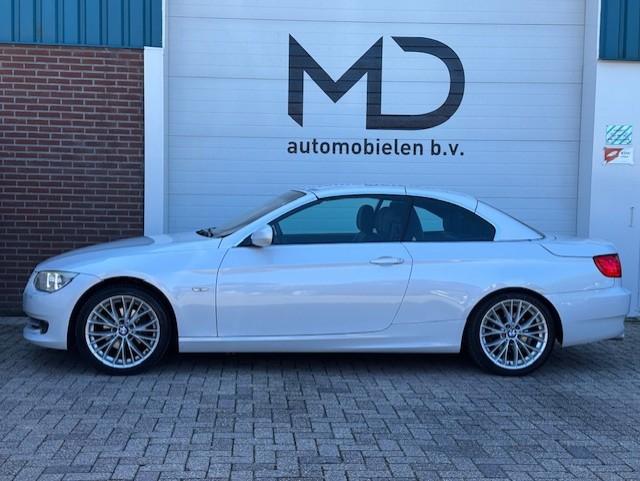 BMW 3-serie Cabrio 320i High Executive -M Sport-Origineel NL, Auto's, BMW, Automaat, Euro 5, Achterwielaandrijving, Zwart