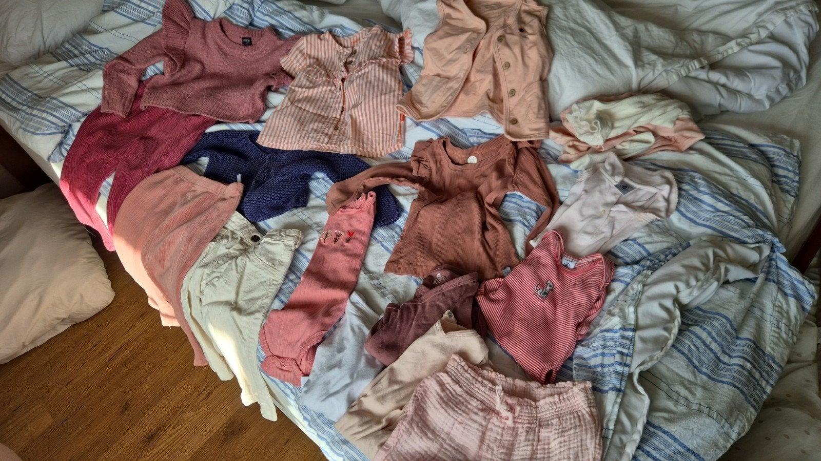 Kledingpakket baby maat 74/80 - Diverse merken, Petit Bateau, Bess, H&M, Jongetje of Meisje, Ophalen of Verzenden, Zo goed als nieuw