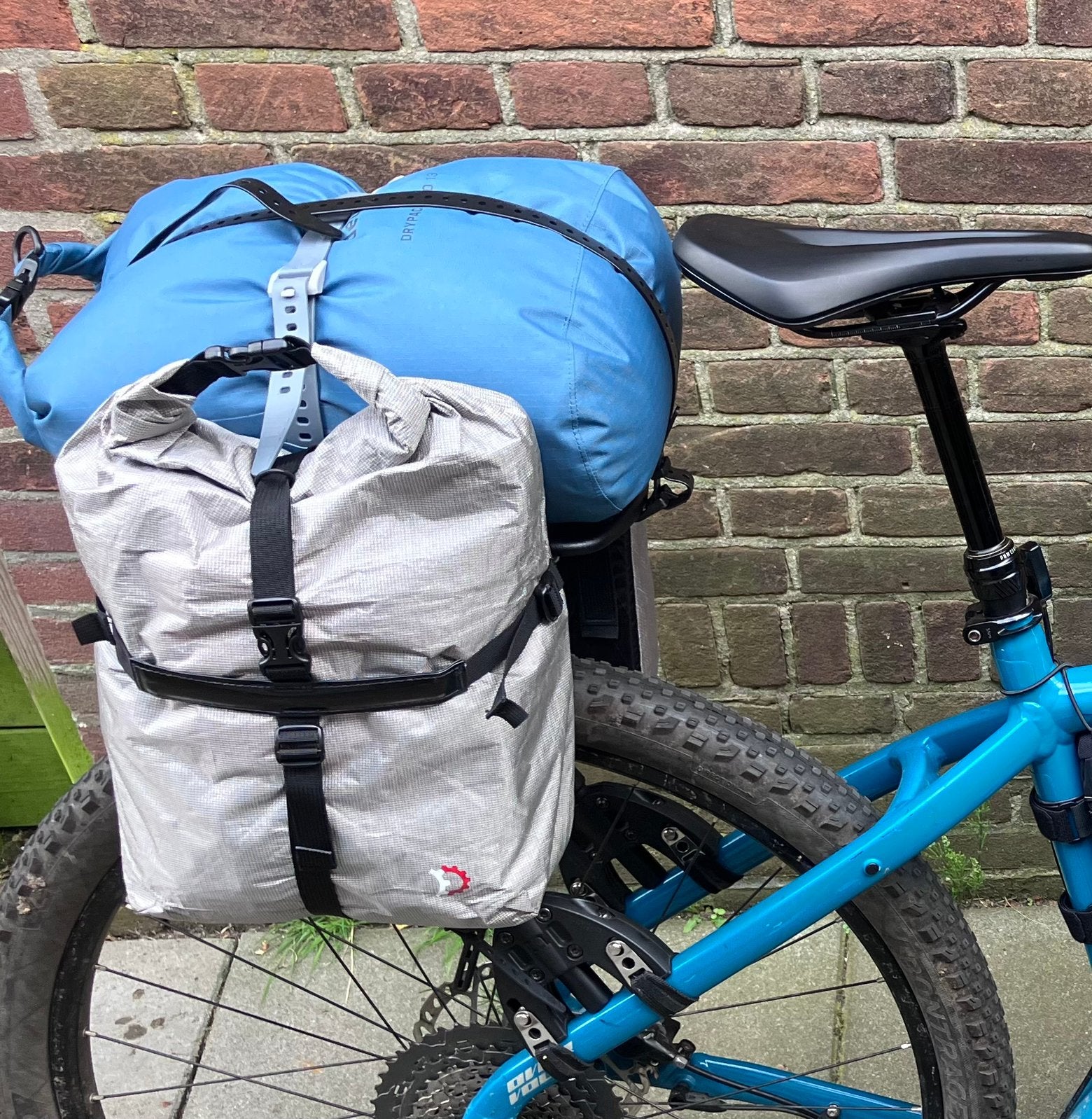 Nieuwe Deuter drypack 13 l, Ophalen of Verzenden, Zo goed als nieuw