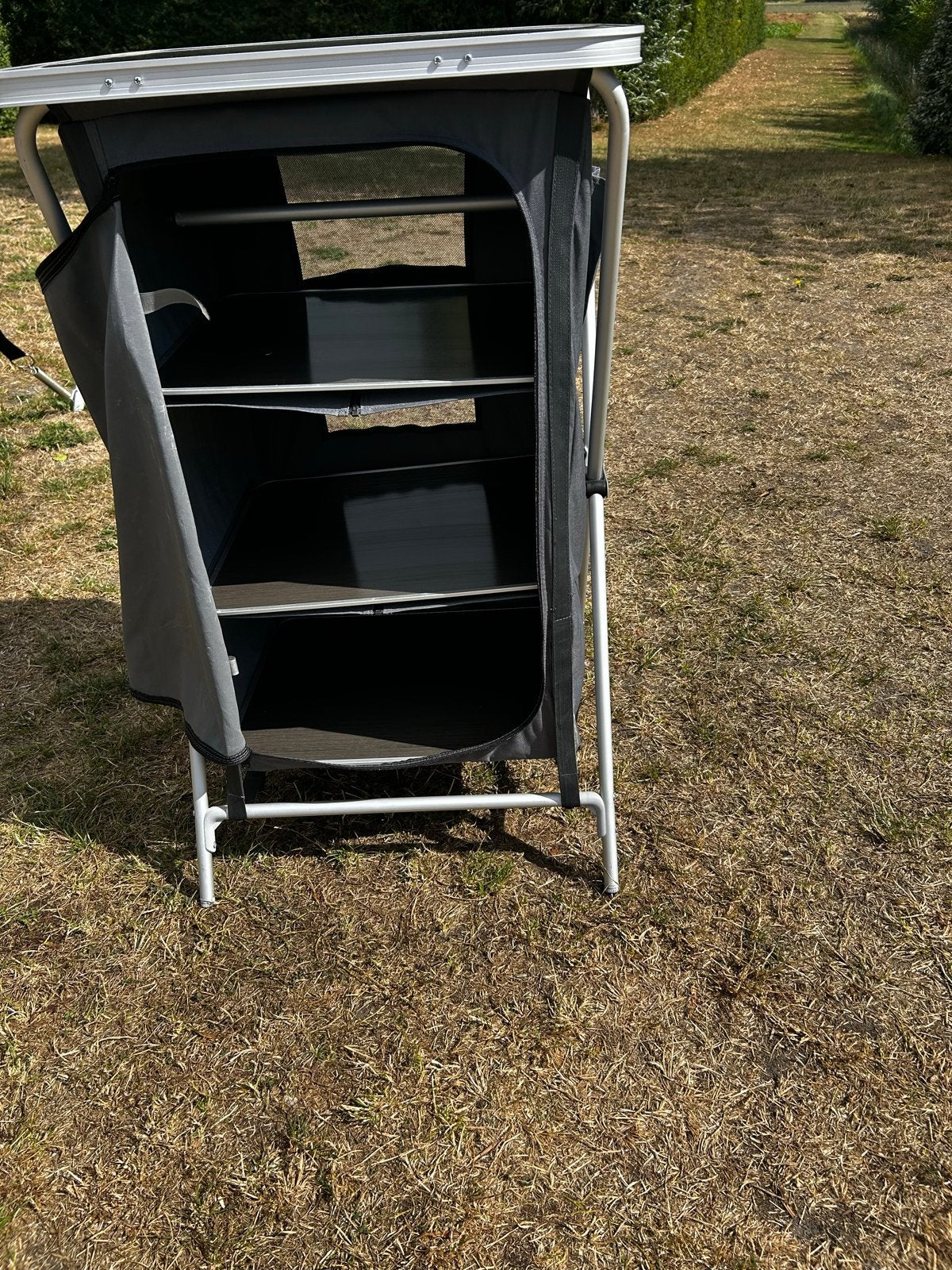 2 x Base -Camp hang- en legkasten  met draagtassen, Ophalen, Zo goed als nieuw