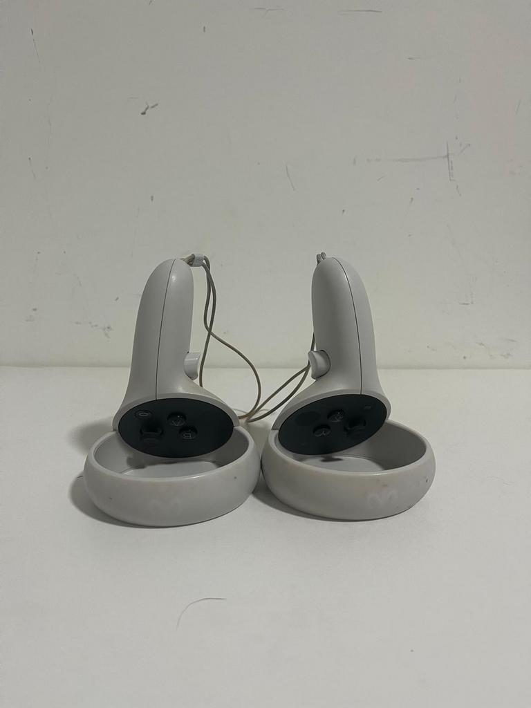Meta Quest 2 VR-bril (256GB) - BOBOVR M2 headstrap + battery, Spelcomputers en Games, Virtual Reality, Gebruikt, Overige platformen