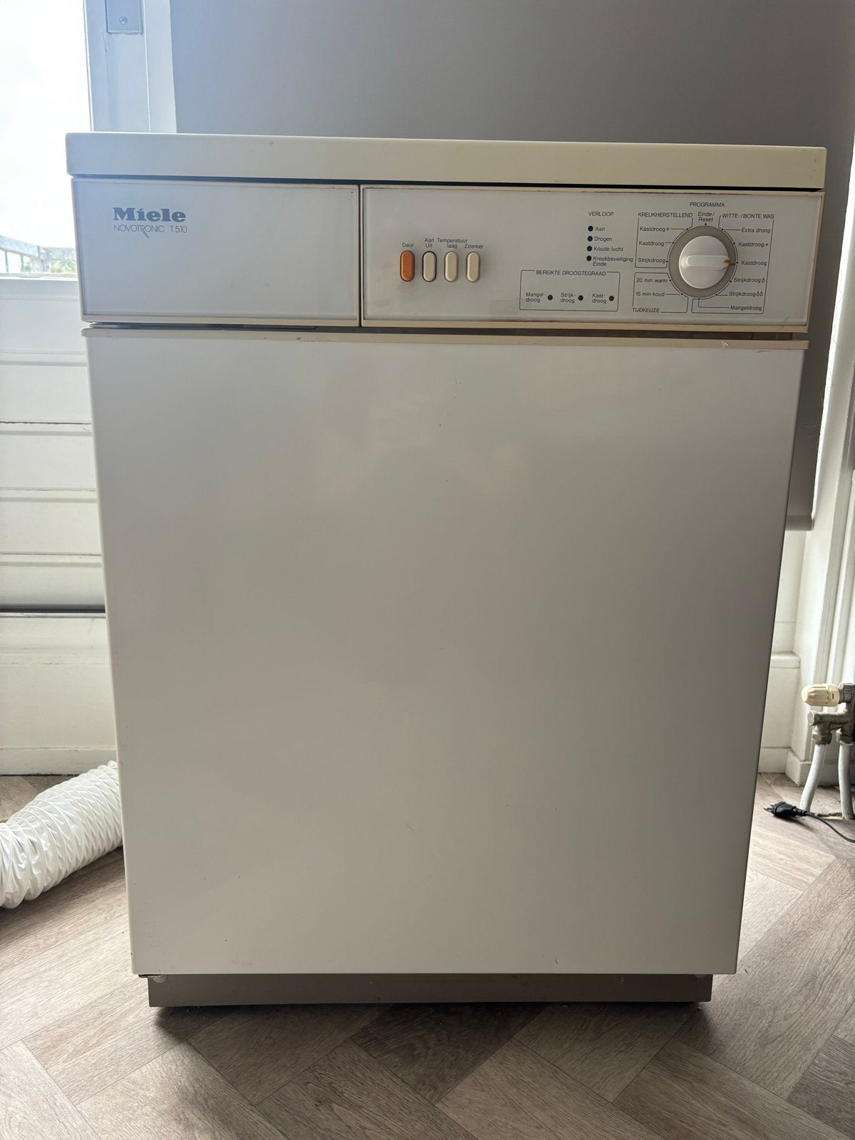 GRATIS Miele Novotronic T 520 Luchtafvoer Wasdroger, Witgoed en Apparatuur, Ophalen, 6 tot 8 kg, Gebruikt, Luchtafvoer