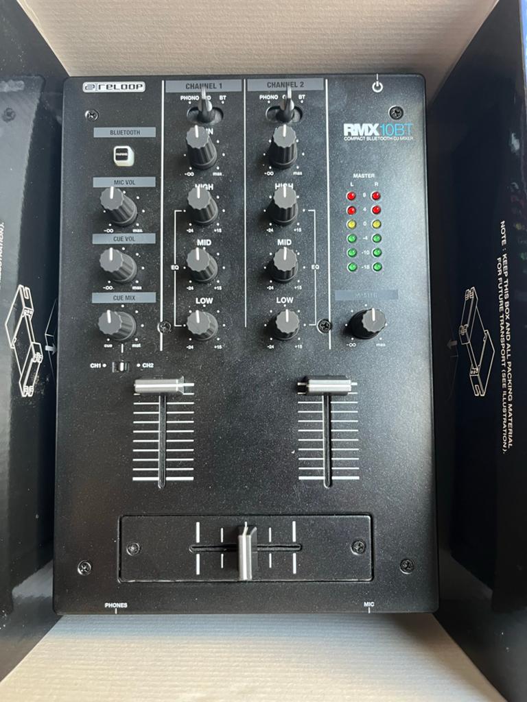 Reloop RMX 10 BT Compact Bluetooth DJ Mixer, Muziek en Instrumenten, Mengpanelen, Minder dan 5 kanalen, Microfooningang, Ophalen of Verzenden