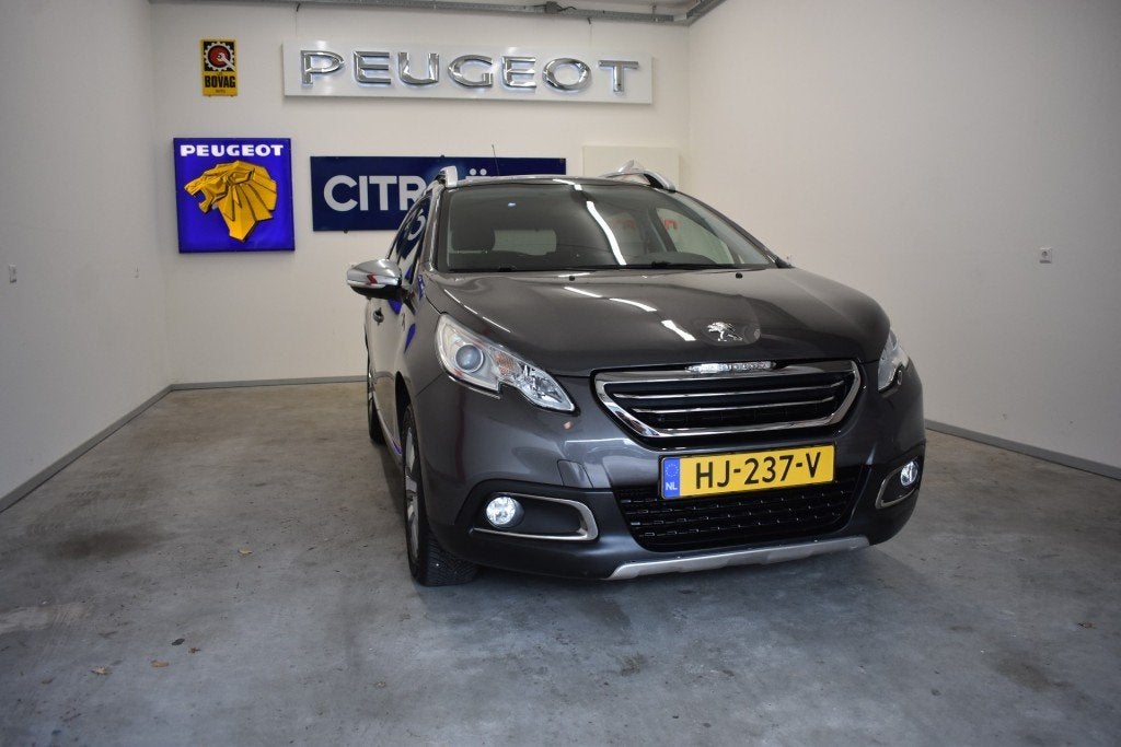 Peugeot 2008 1.2 THP Blue Lease Executive 39.000 Km. 1e eig., Auto's, 21 km/l, Gebruikt, Euro 6, 1199 cc