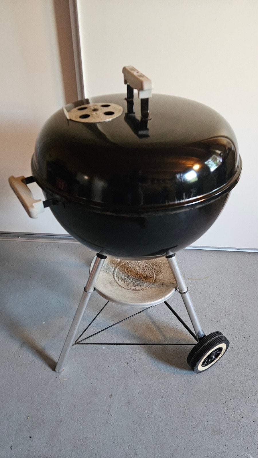 Weber kettle BBQ met RVS-wok en andere accessoires, Ophalen, Gebruikt, Weber