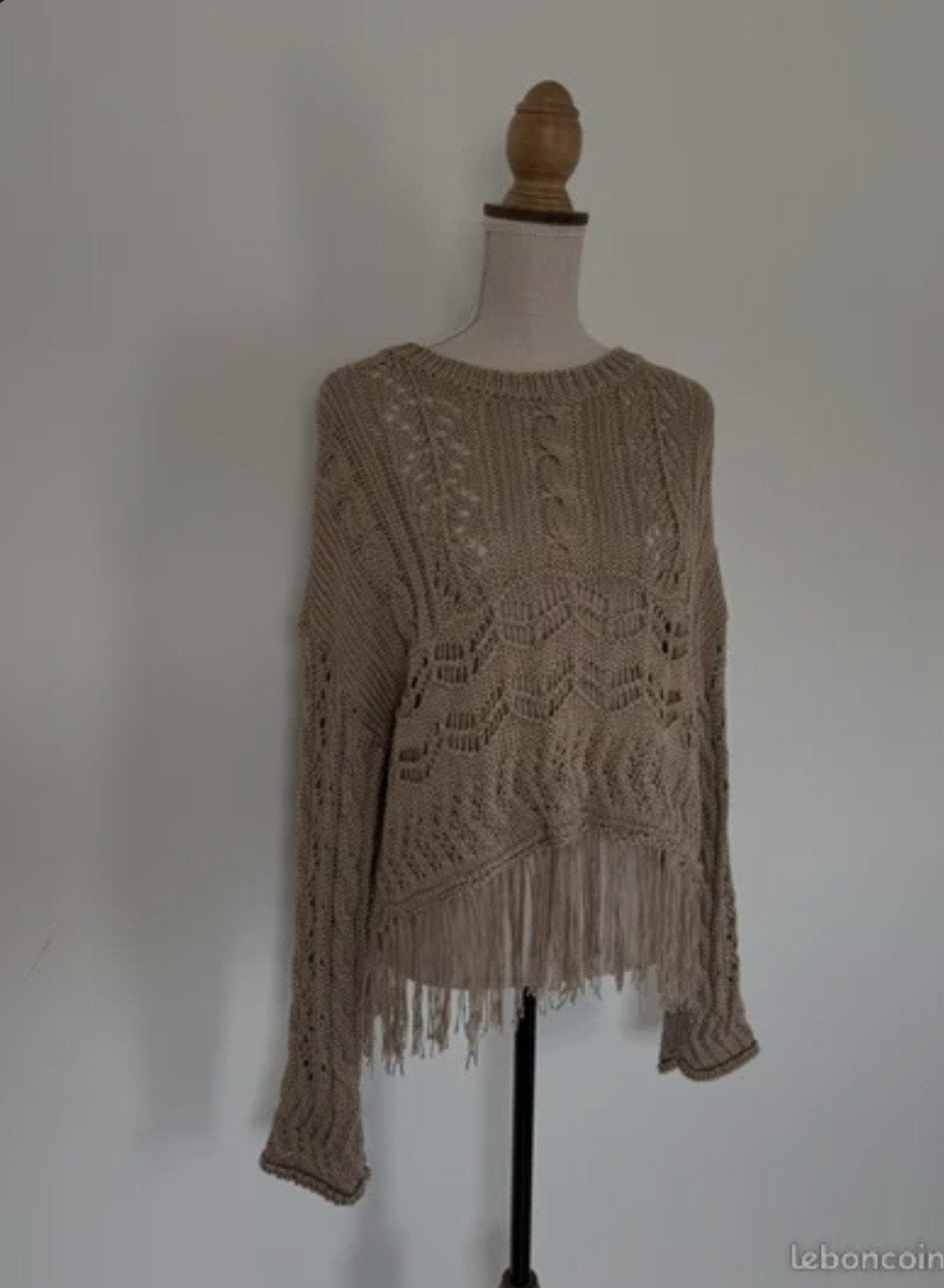 Zara leuke oversized kabeltrui met franje maar M/L licht tau, Maat 38/40 (M), Ophalen of Verzenden, Zo goed als nieuw, Lange mouw