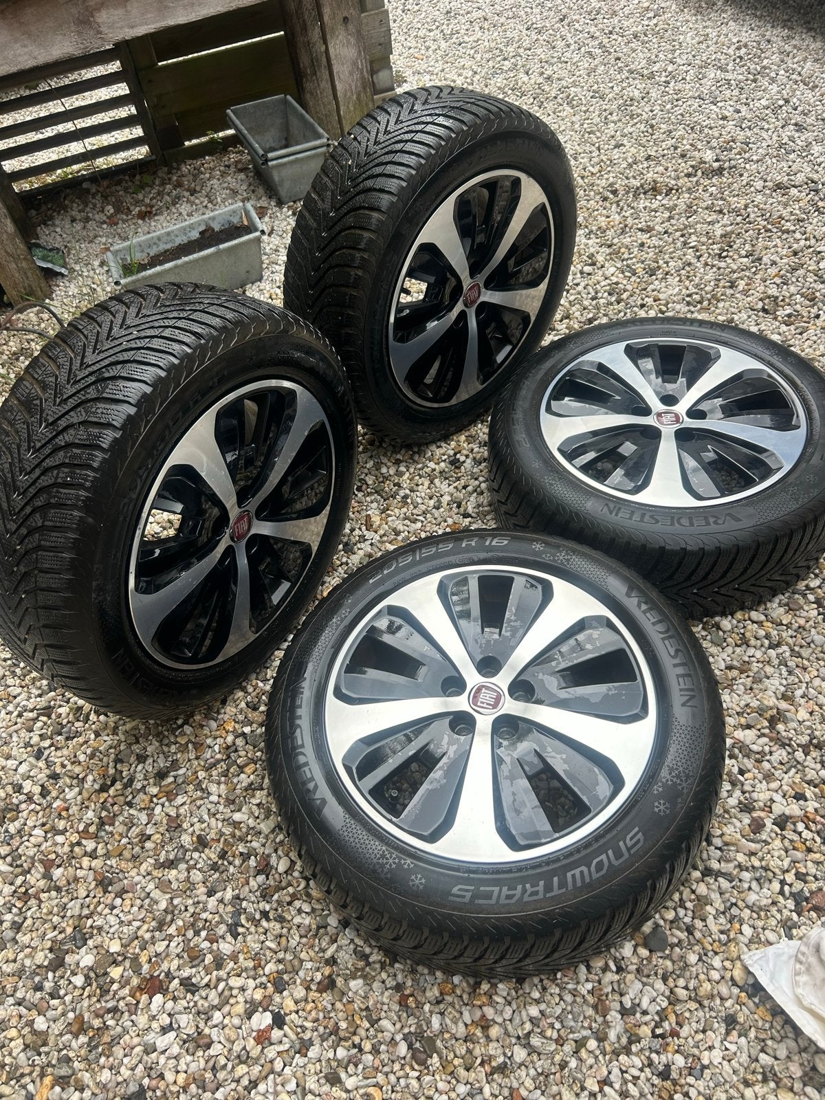 Winterbanden op lichtmetalen velgen voor Fiat Tipo, Ophalen, Gebruikt, 16 inch, Banden en Velgen