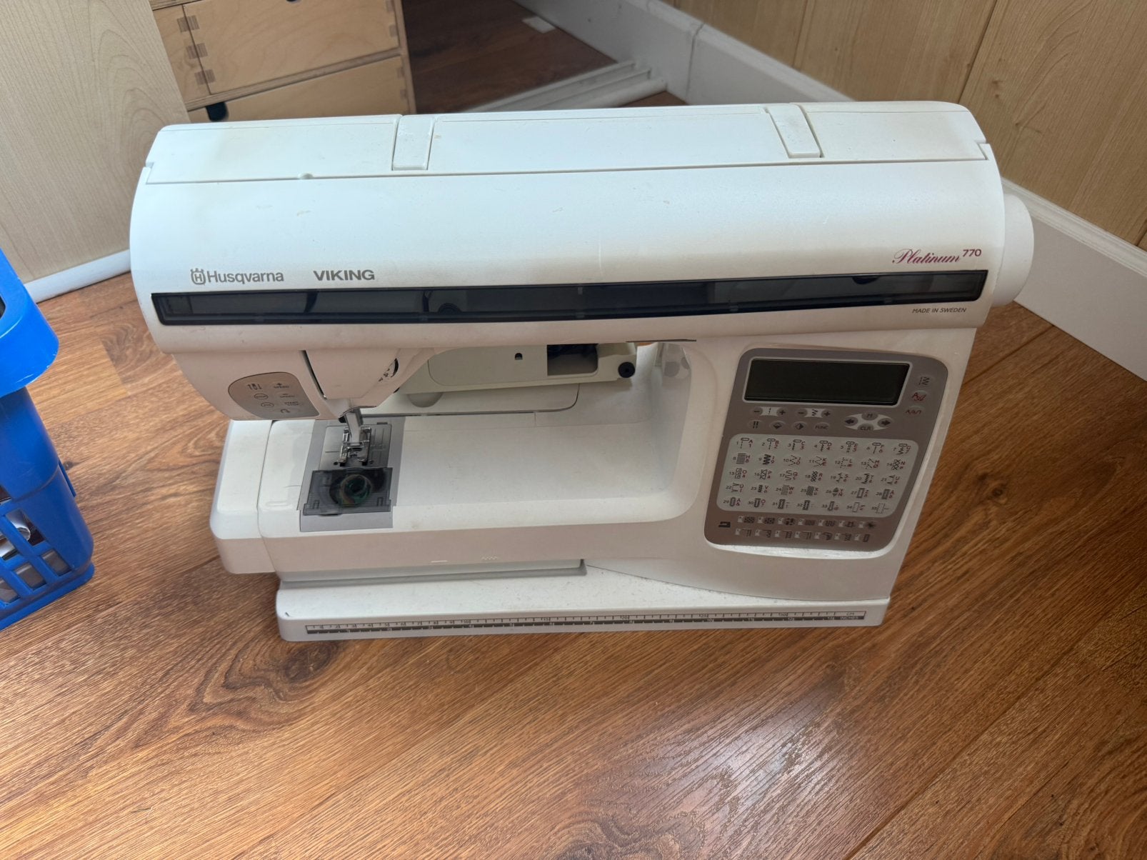 Husqvarna viking platinum 770 naaimachine, Ophalen, Zo goed als nieuw, Naaimachine, Husqvarna