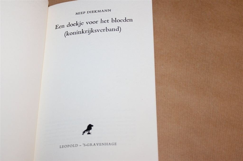 Een Doekje voor het Bloeden — Opstand op Curaçao 1969, Boeken, Ophalen of Verzenden, Gelezen