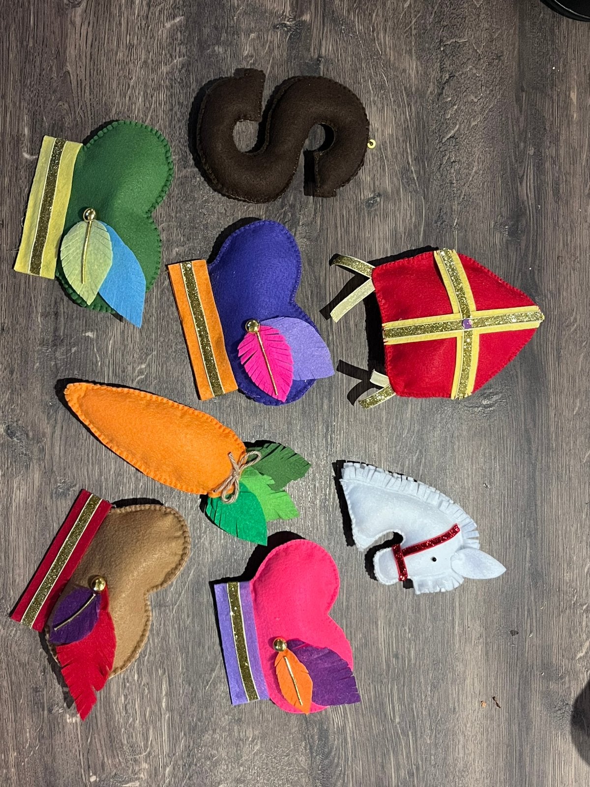 Leuke handgemaakte Sint vilt decoratie, Verzenden, Zo goed als nieuw