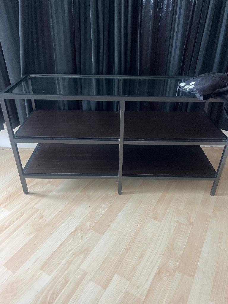 Mooie lage stellingkast/tv meubel Vittsjo, Ophalen, Zo goed als nieuw