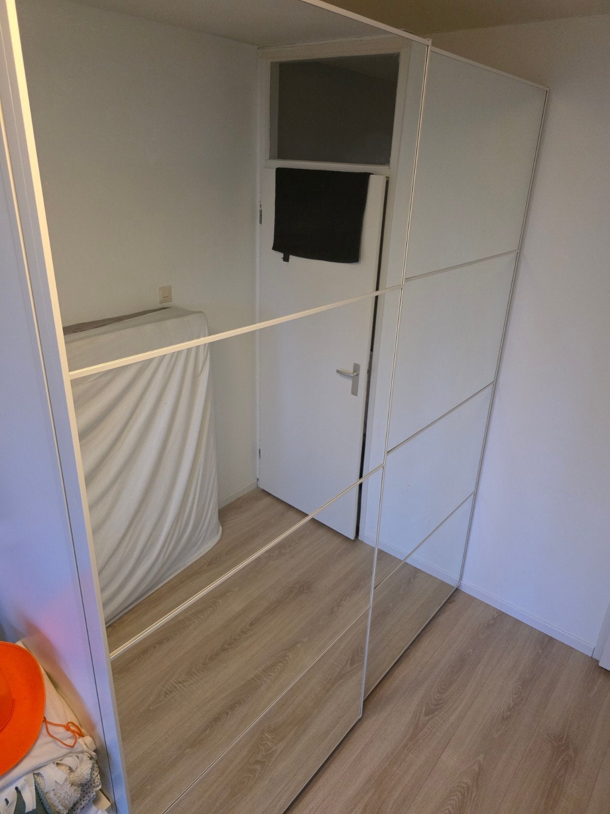 IKEA PAX AULI Spiegel-schuifdeuren 200 cm breed (incl. rails, Huis en Inrichting, Kasten | Kledingkasten, Ophalen, 200 cm of meer