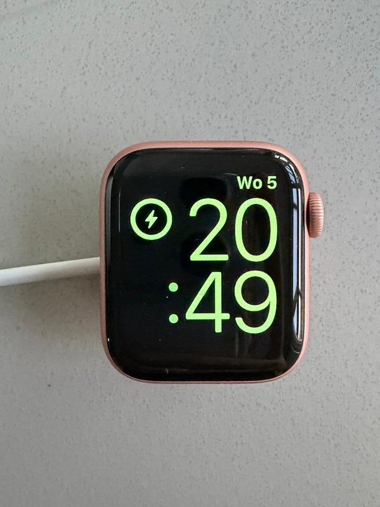 Apple Watch 6 Series Rosé goud 40 mm, Ophalen, IOS, Zo goed als nieuw, Waterdicht