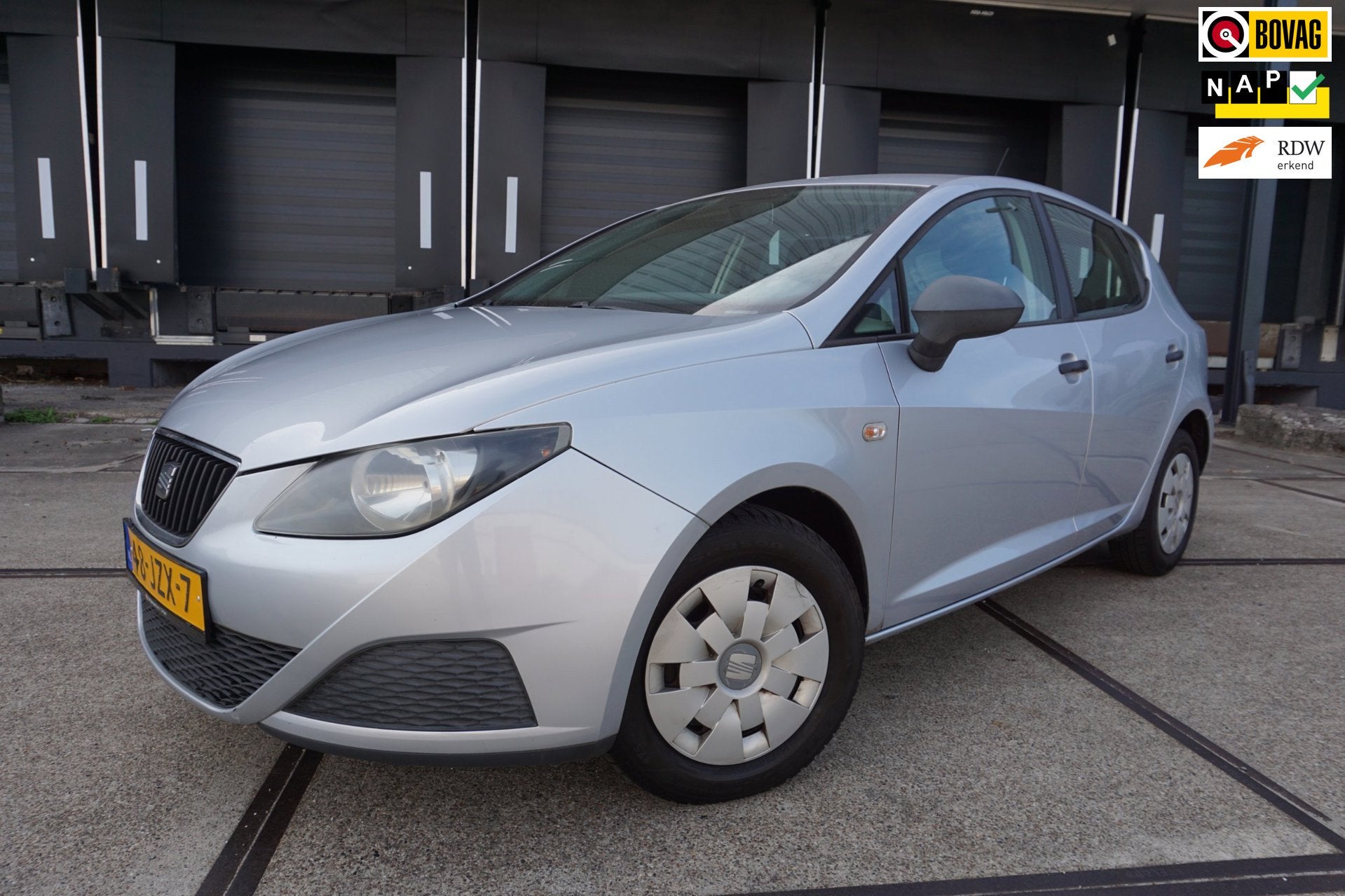 Seat Ibiza 1.2 Club *Nieuwe Ketting*, Auto's, Seat, Voorwielaandrijving, Euro 5, Stof, Zwart