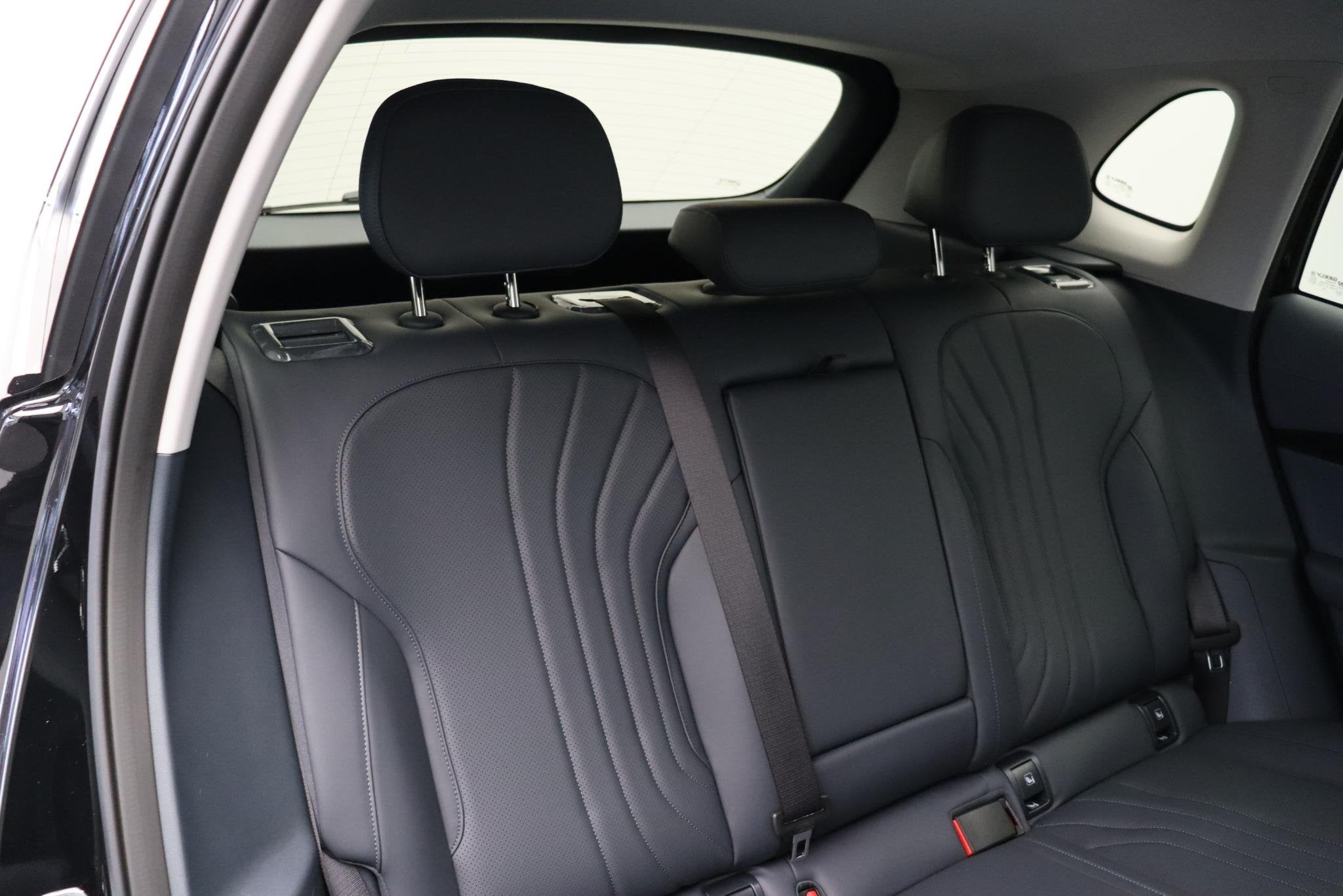 GEELY ES Max+ 68 kWh | Leder | Led | Carplay | 475km WLTP |, Auto's, Dealer onderhouden, Gebruikt, 218 pk, SUV of Terreinwagen