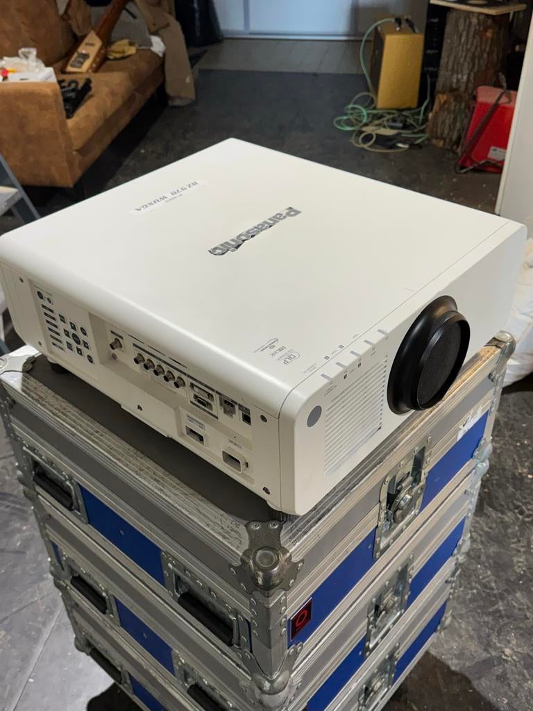 Panasonic RZ970 WUXGA Projector - Inclusief accessoires, Ophalen, Overige technologieën, Panasonic, Panasonic
