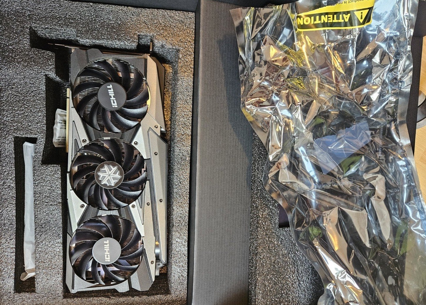 Inno3D iChill X4 GeForce RTX 3080 10GB met originele doos, Computers en Software, Gebruikt, GDDR6, PCI-Express 4, Ophalen of Verzenden