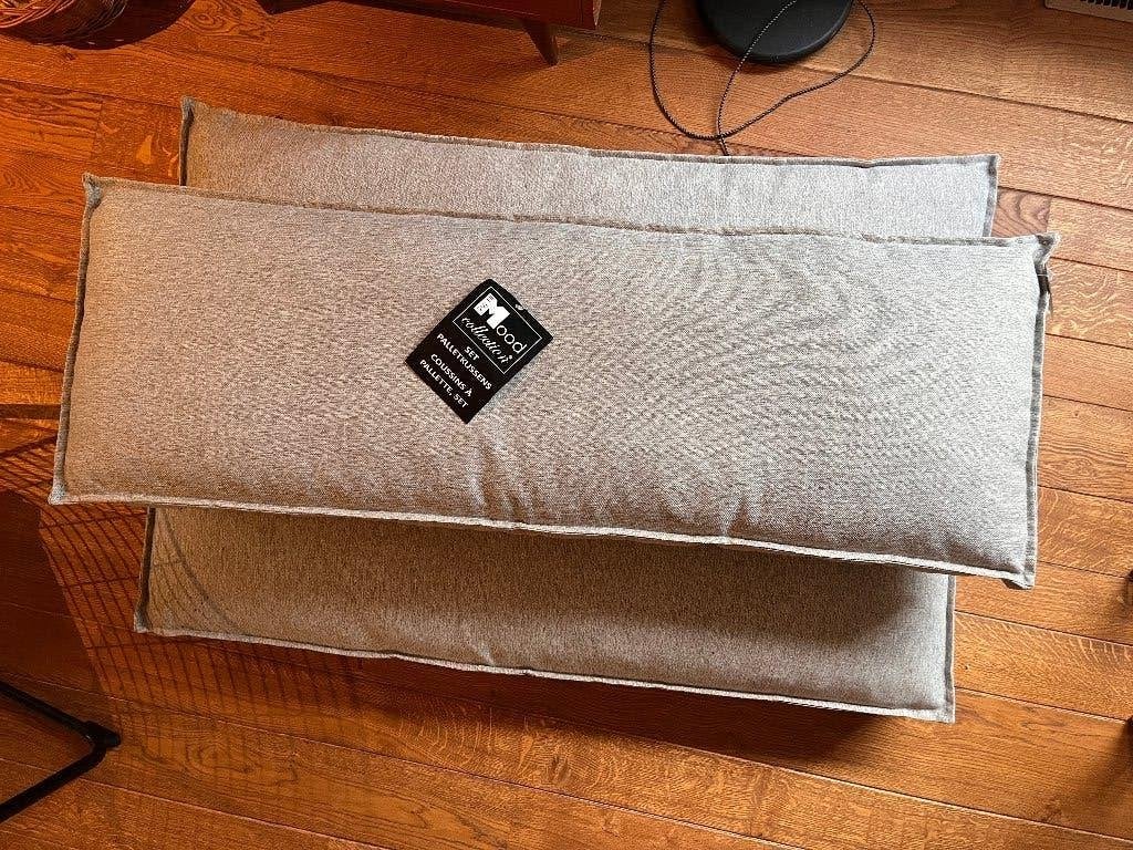 2x grijze set palletkussens van In The Mood, Ophalen, Zo goed als nieuw