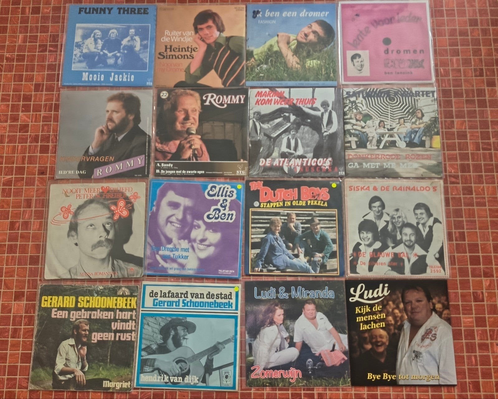 16 Nederlandstalige Singles, Ophalen of Verzenden, Zo goed als nieuw, Nederlandstalig