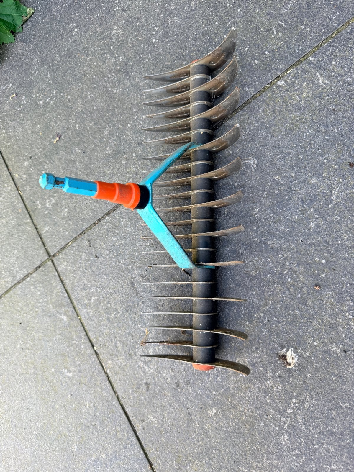 Gardena Verticuteerhark voor gazononderhoud, Ophalen of Verzenden, Gebruikt, Hark