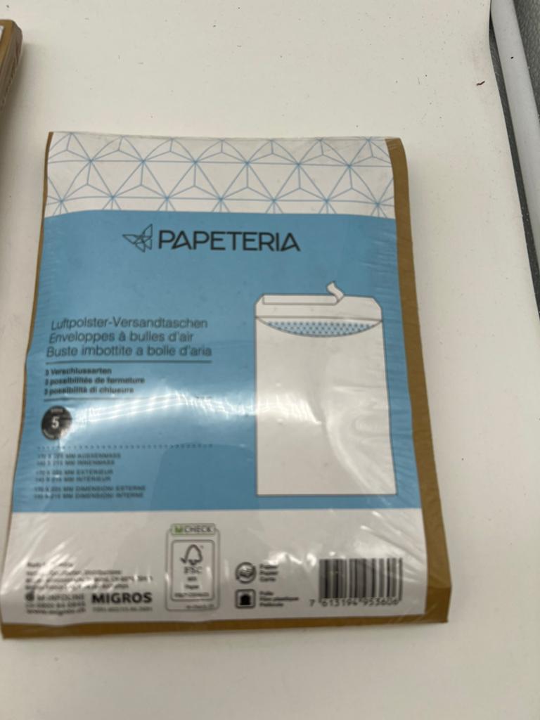 Partij luchtbubbel enveloppen 3/4/5 pack.  0,75 cent, Ophalen of Verzenden, Envelop