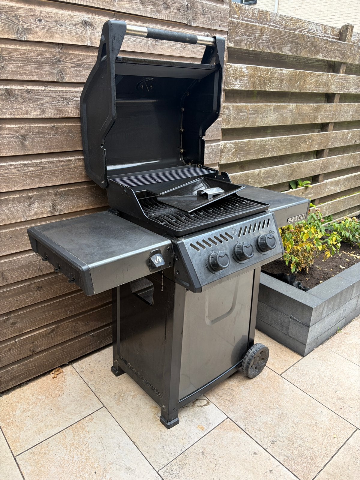 Napoleon Freestyle gas bbq, Ophalen, Zo goed als nieuw