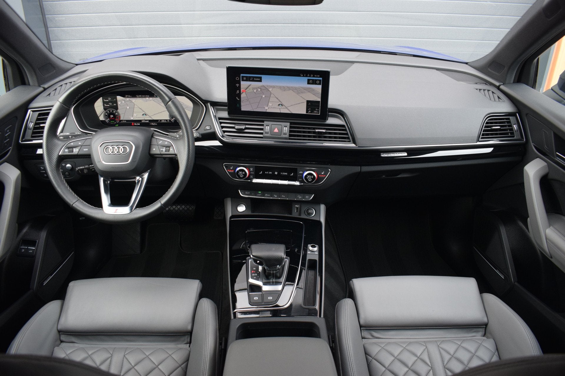 Audi Q5 55 TFSI e S-line | Luchtvering | Pano | RS stoelen |, Auto's, Dealer onderhouden, Gebruikt, Euro 6, 4 cilinders